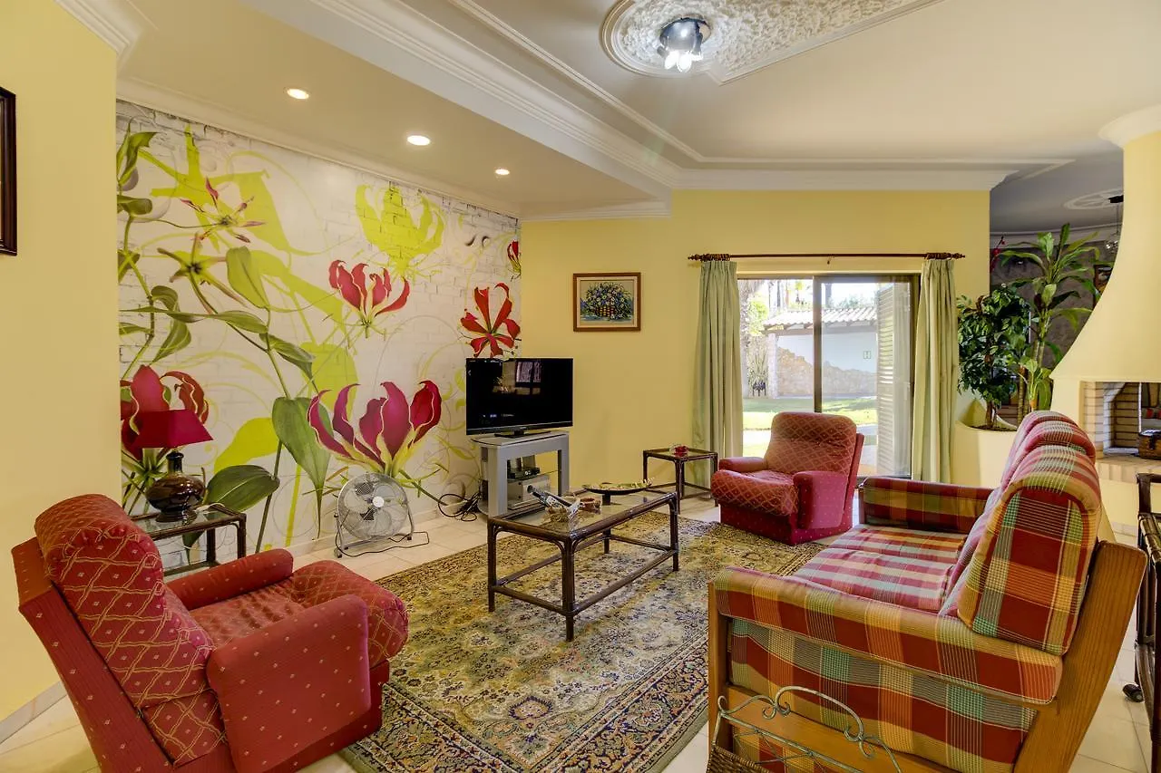 Villas2Go2 V5 Vilamoura XXI Villa